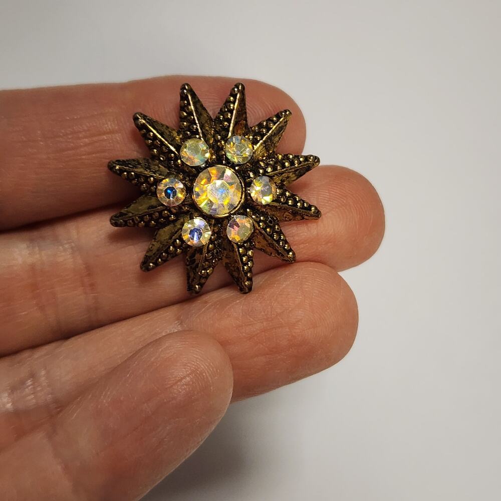 Vintage Star Shaped Pin brooch Rhinestones jb
